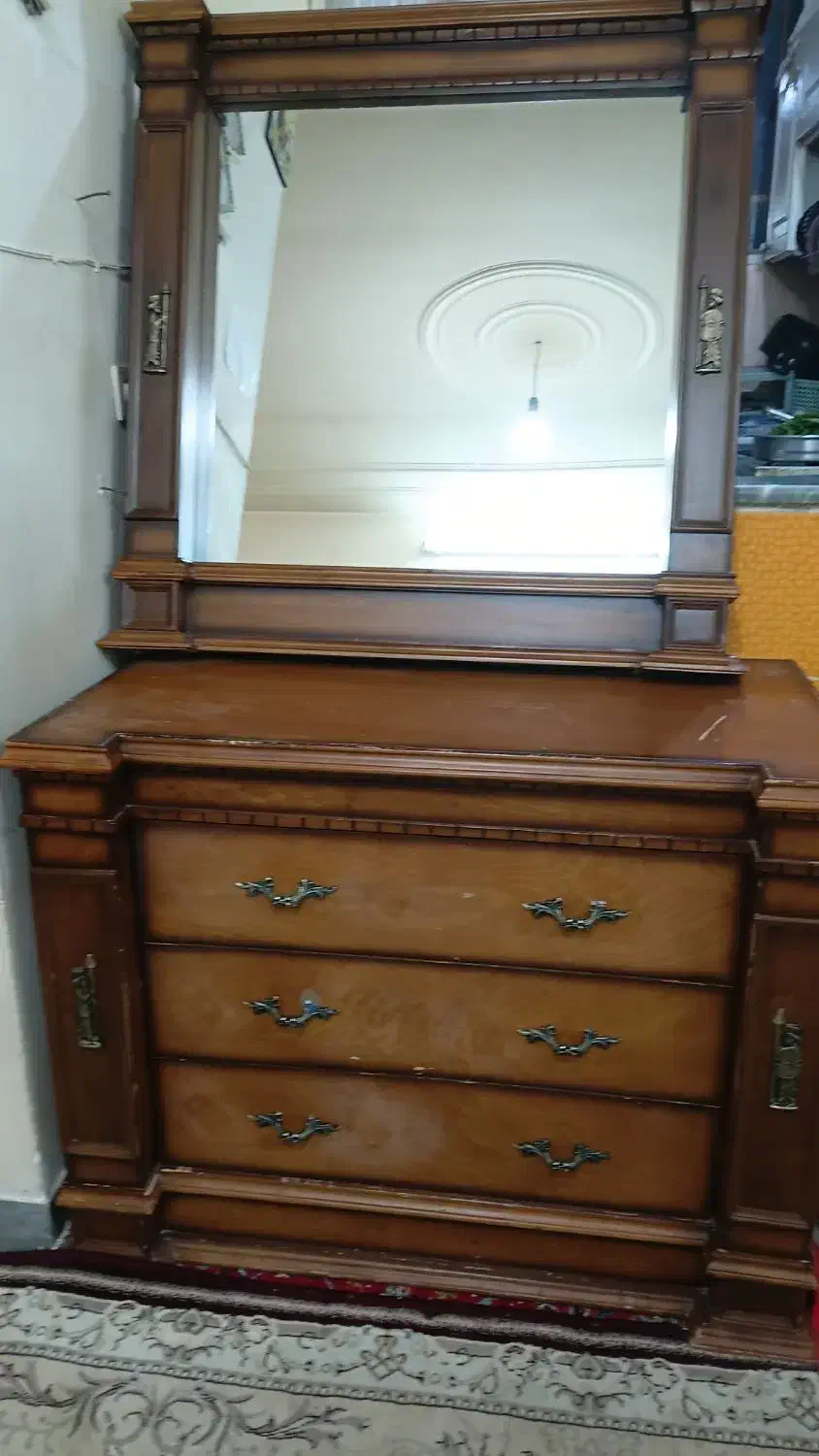 دراور|جاکفشی، کمد، دراور|بروجرد, |دیوار