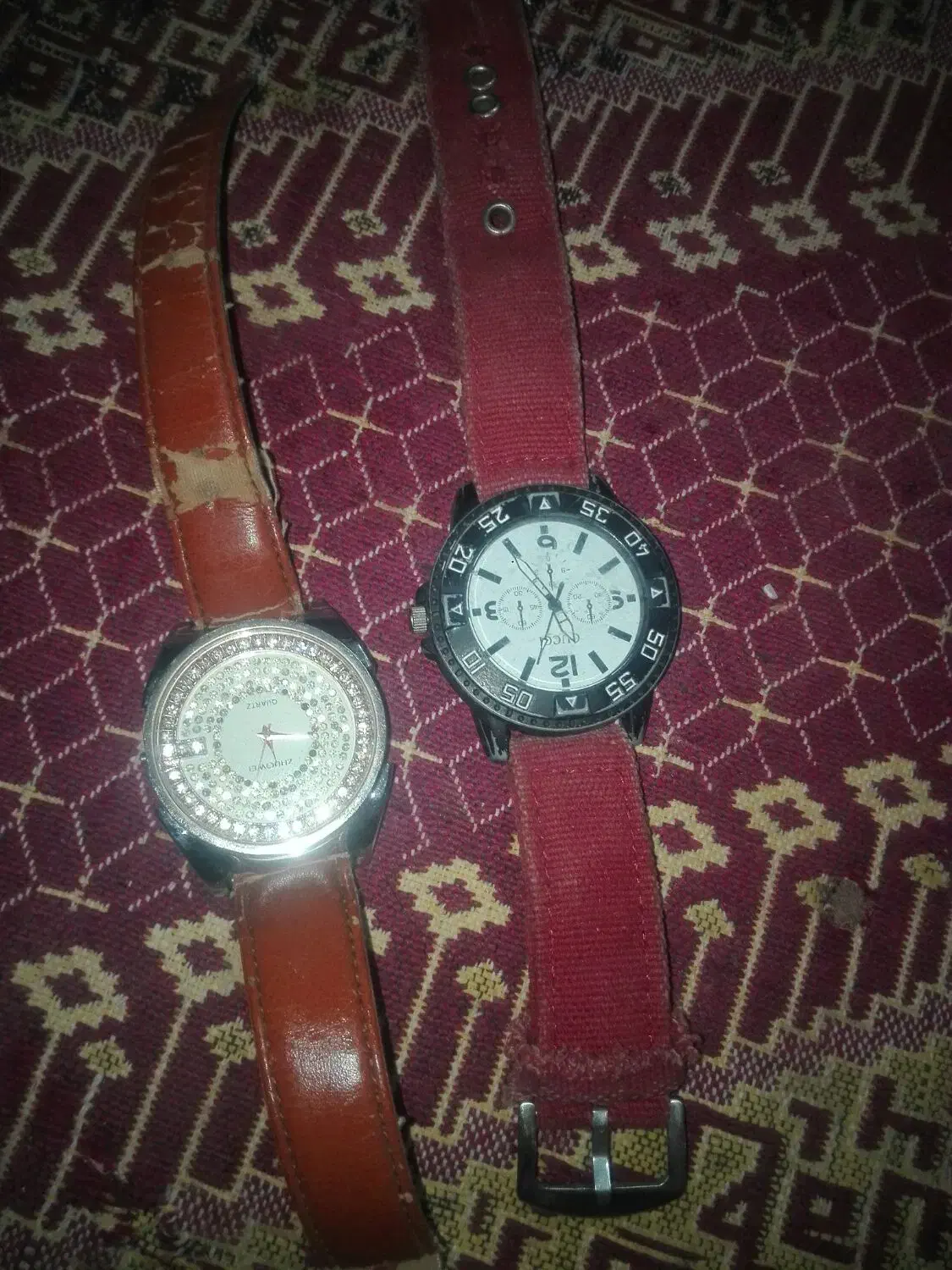 ساعت|ساعت|مرودشت, دولت آباد|دیوار