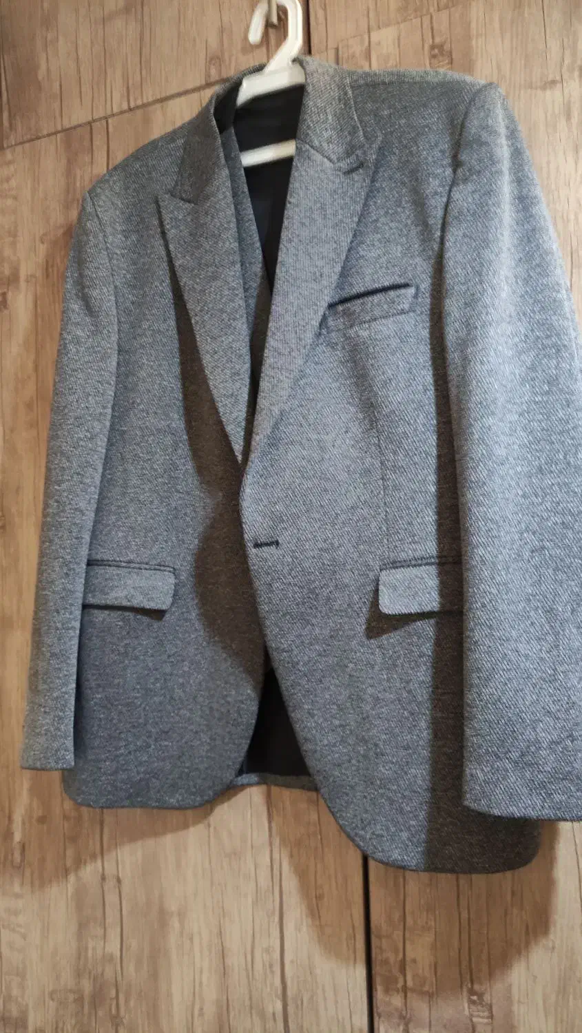 کت تک|لباس|تهران, وصفنارد|دیوار