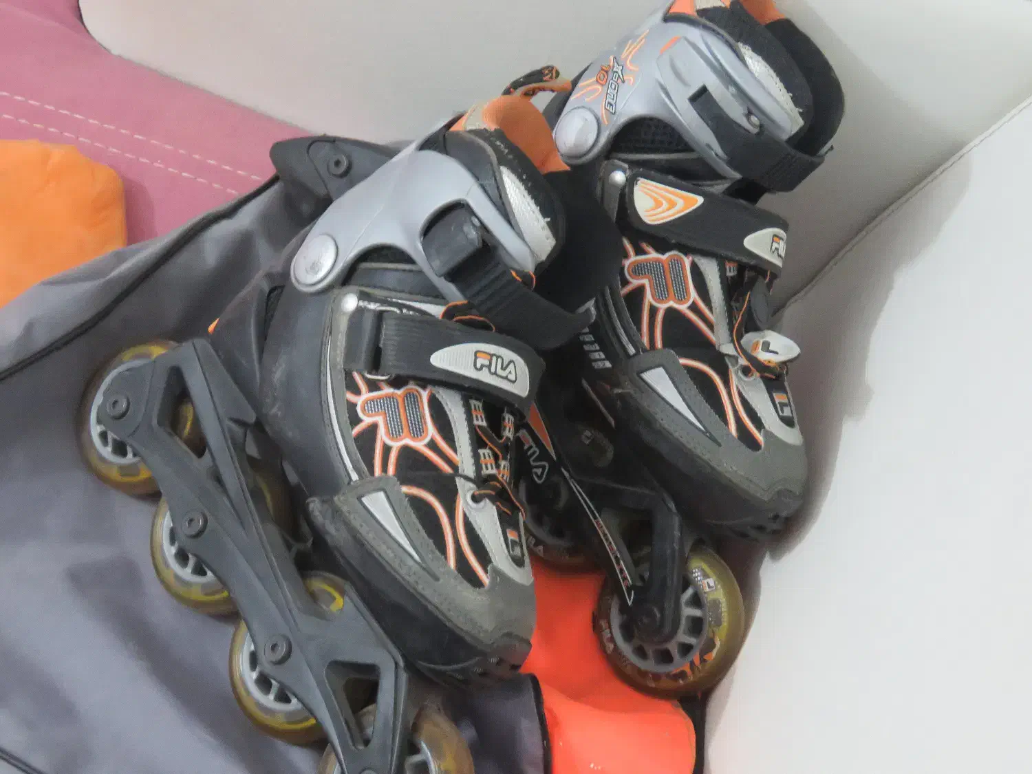 کفش اسکیت با لوازم بچه گانه ازشماره پای  29 الی 32|دوچرخه، اسکیت، اسکوتر|آمل, |دیوار