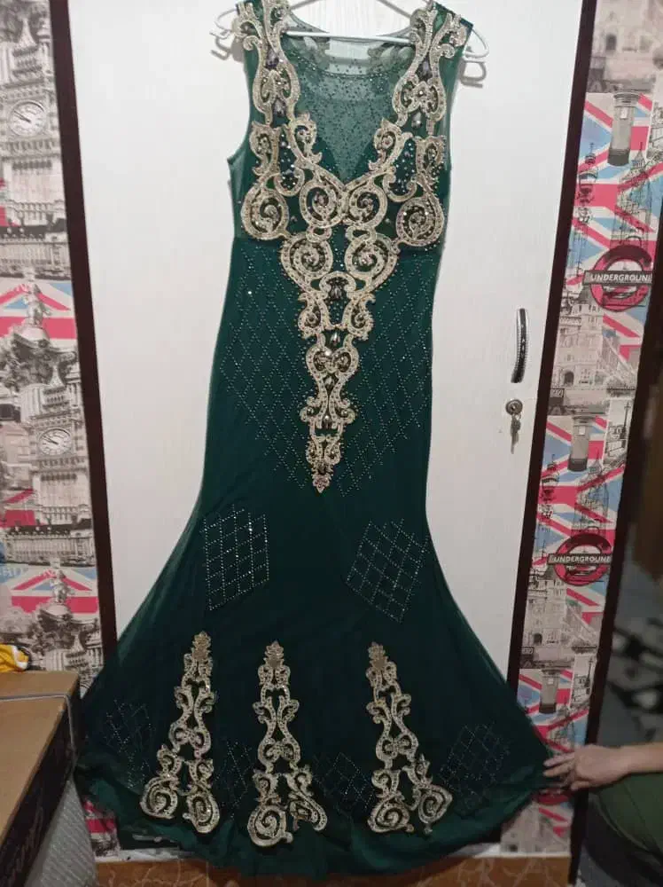 لباس مجلسی سایز۴۲ و ۴۴ میخوره|لباس|رباطکریم, رباطکریم|دیوار