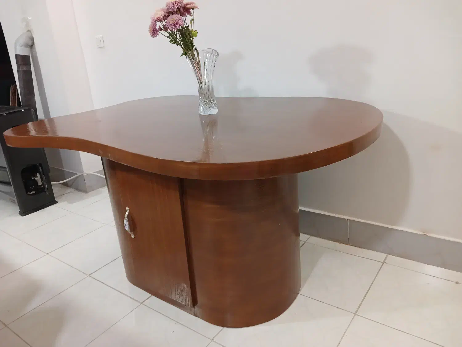 میز تک چوبی ، بسیار محکم|میز و صندلی غذاخوری|بجنورد, |دیوار