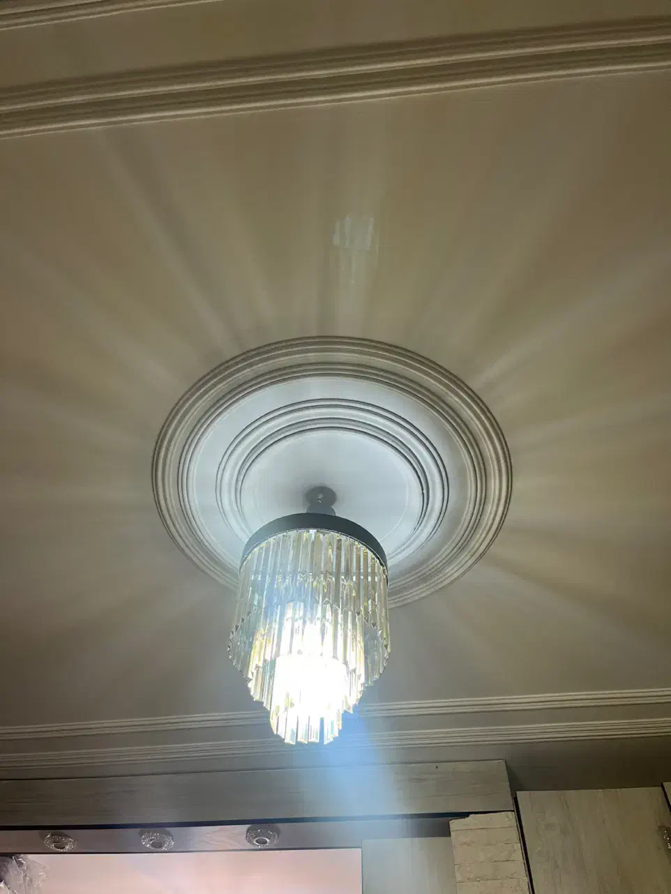 دو‌ عدد لوستر به همراه دیوار کوب|لوستر و چراغ آویز|ساوه, |دیوار