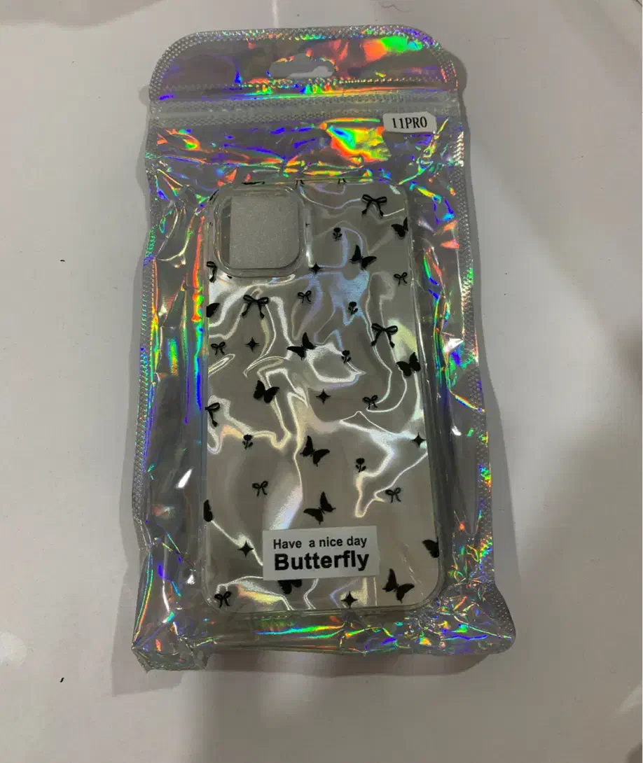 قاب گوشی ایفون۱۱پرو|لوازم جانبی موبایل و تبلت|میانه, |دیوار