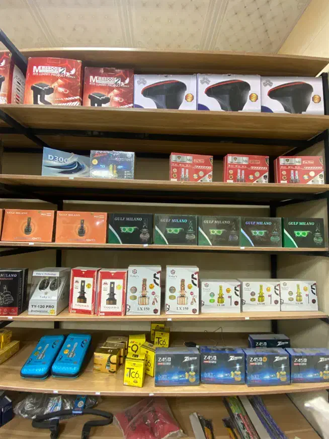 چراغ جلو و هدلایت|قطعات یدکی و لوازم جانبی|زاهدان, |دیوار