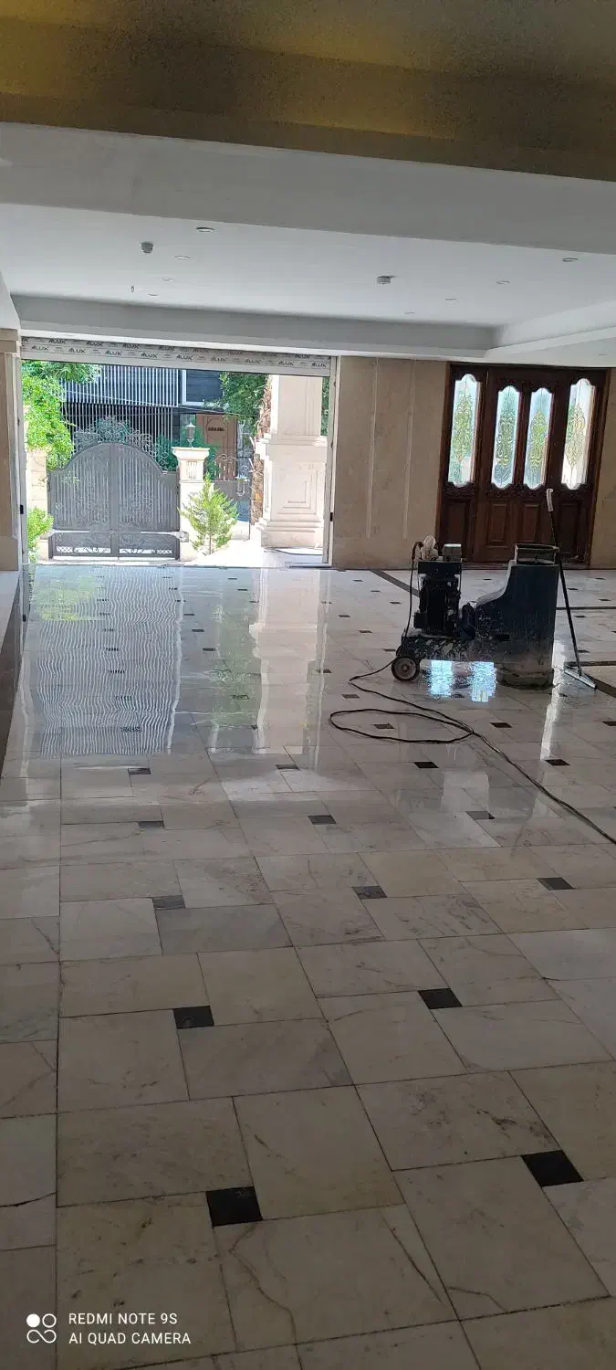 کفسابی سنگسابی نماشویی شستشوی نما پیچ رولپلاک کاری|خدمات نظافت|تهران, نیروی هوایی (پیروزی)|دیوار