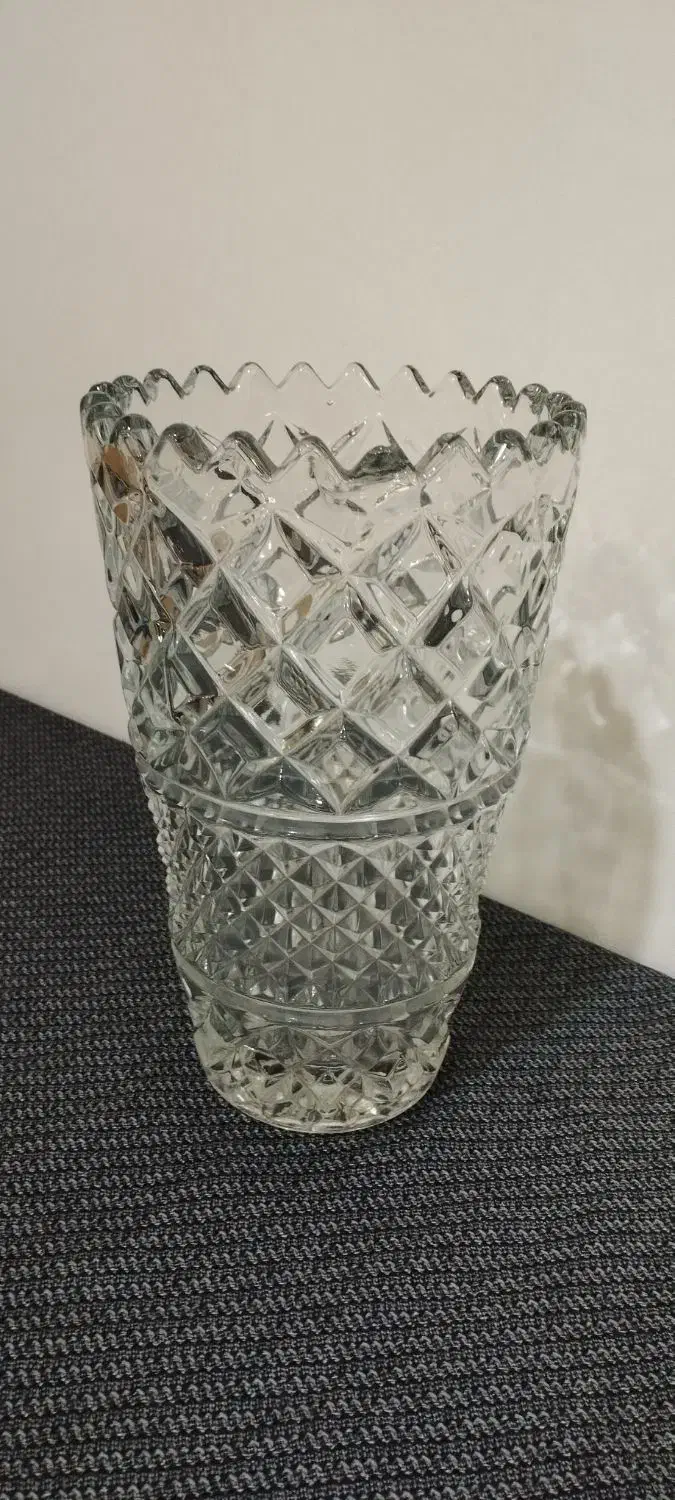 گلدان کریستال چک، لیوان و کاسه ترک، ظرف ایتالیایی|ظروف سرو و پذیرایی|بابلسر, |دیوار