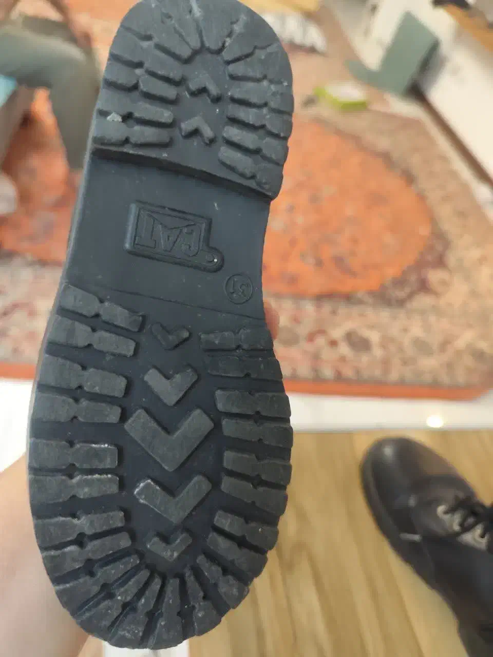 یه بوت سالم و. تمیز و‌گرم|کفش و لباس بچه|تهران, امام زاده حسن|دیوار