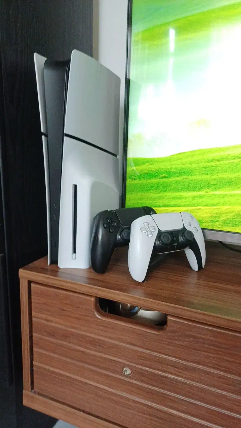 ps5 اسلیم استاندارد ۲ دسته با بازی|کنسول، بازی ویدئویی و آنلاین|تهران, سلسبیل جنوبی|دیوار