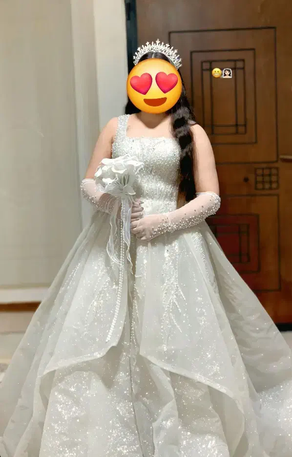 اجاره لباس عروس به همراه ملزومات|لباس|اراک, |دیوار