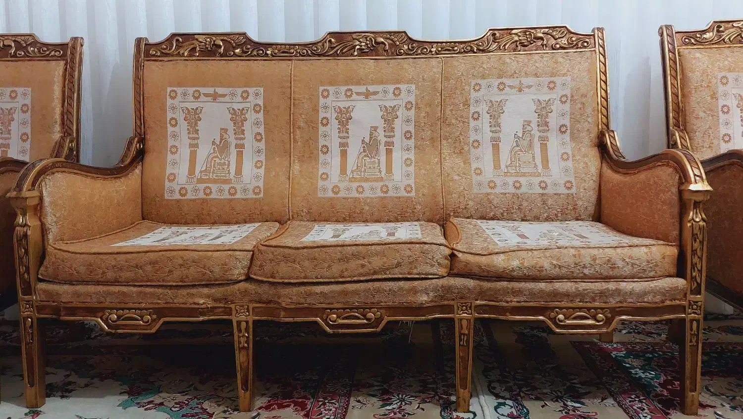 فروش مبل ۹ نفره سلطنتی|مبلمان خانگی و میز عسلی|ایلام, |دیوار