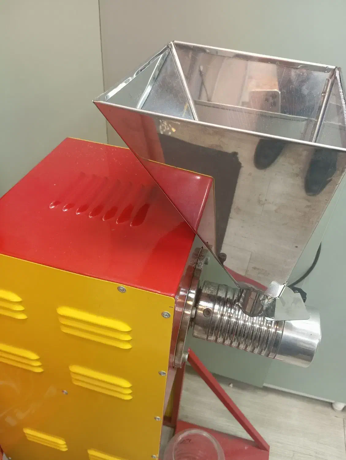 دستگاه کره گیر مغزیجات|خردکن، آسیاب، غذاساز|رشت, دیلمان|دیوار