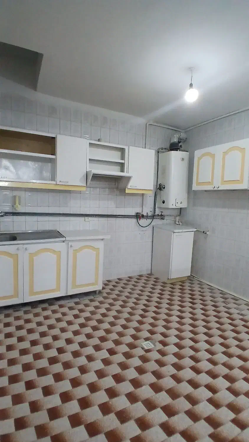 آپارتمان ۱۰۰ متر طبقه همکف توس ۸۵|اجارهٔ آپارتمان|مشهد, شهرک مطهری|دیوار