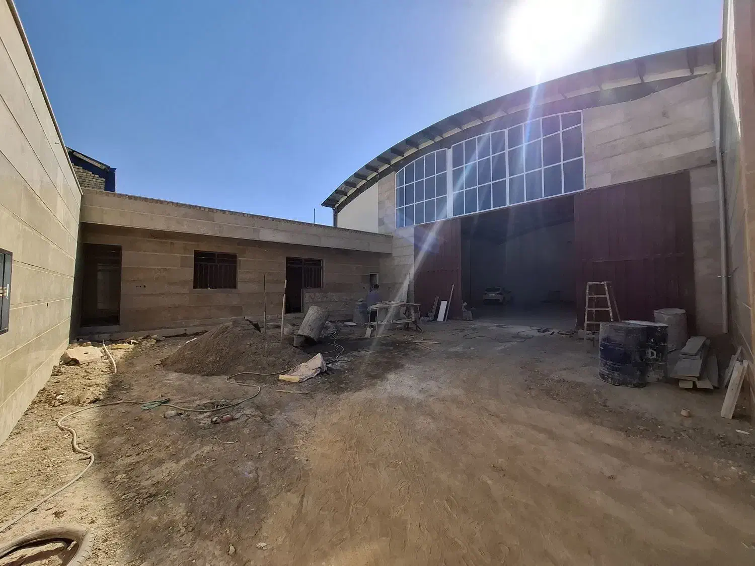 اجاره سوله صنعتی جاده کوه سفید|اجارهٔ دفتر صنعتی، کشاورزی، تجاری|قم, کوه سفید|دیوار