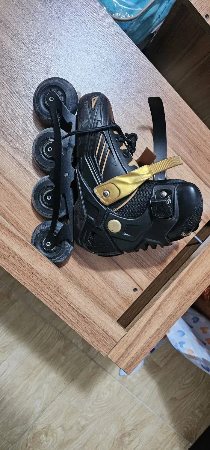 اسیک متغیر در حد نو با ساک کلاه زانوبند آرنج بند|دوچرخه، اسکیت، اسکوتر|هشتگرد, شهرک ولیعصر (مصلی)|دیوار