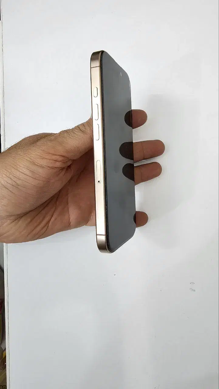 ایفون ۱۶ پرو ۲۵۵|موبایل|اسلامشهر, باغ فیض|دیوار