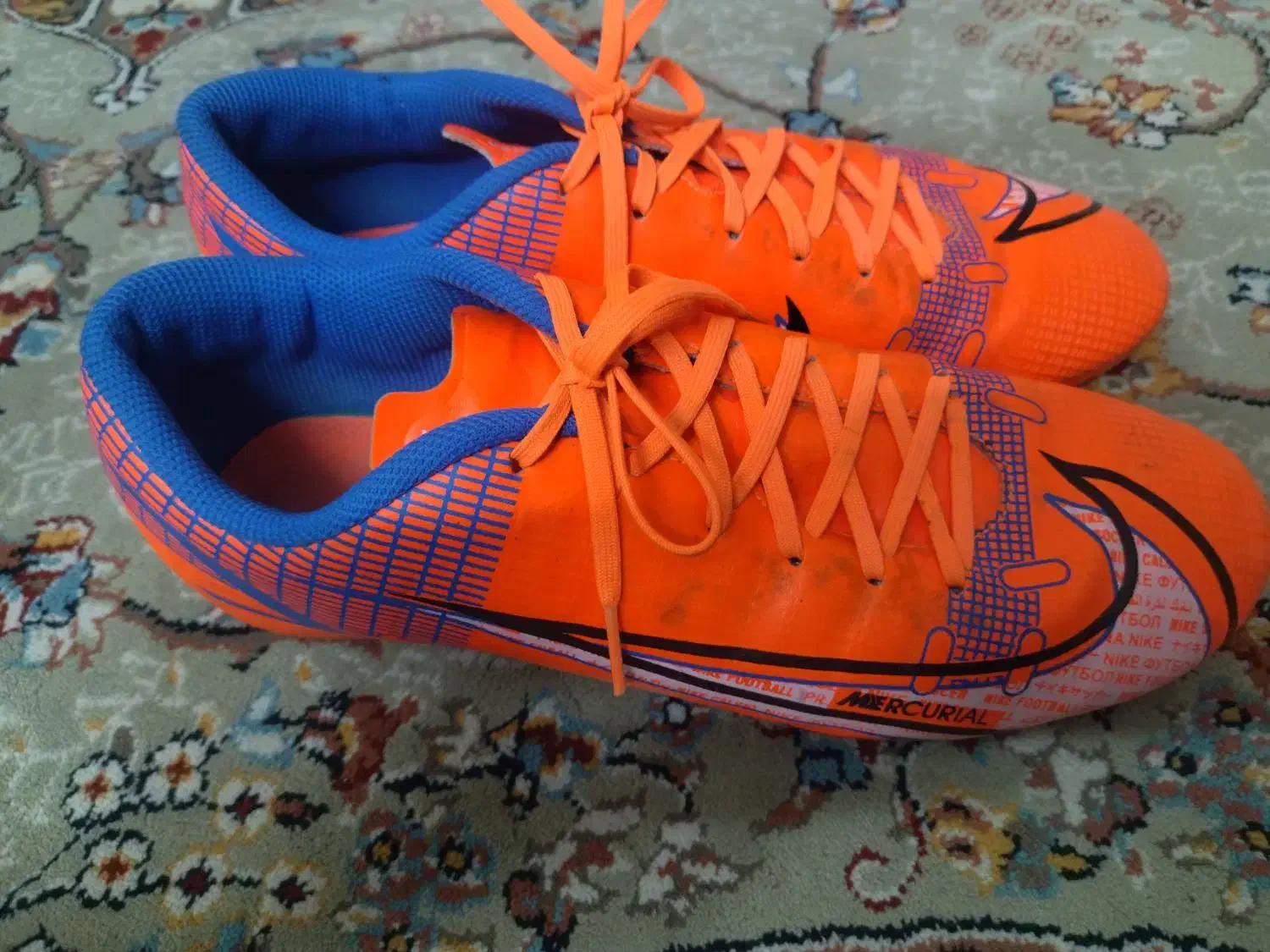 استوک چمن کفش چمن|کیف، کفش، کمربند|کاشمر, |دیوار