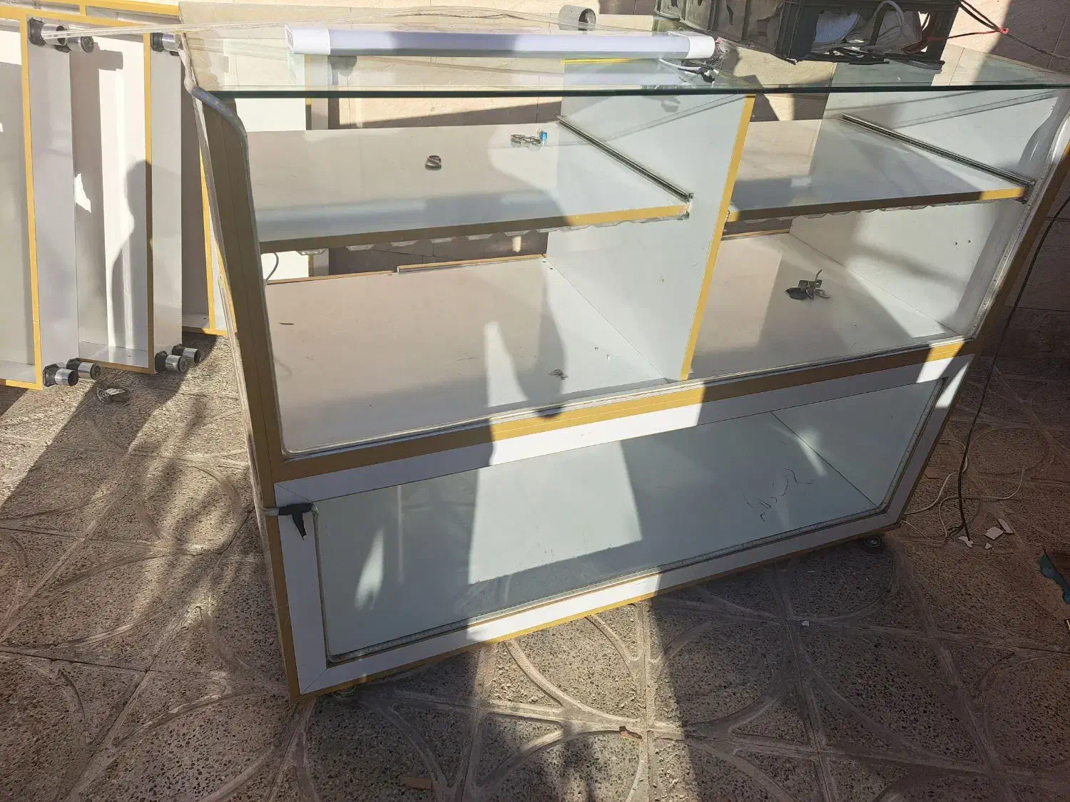 دکورش فروشی است|فروشگاه و مغازه|بیرجند, |دیوار