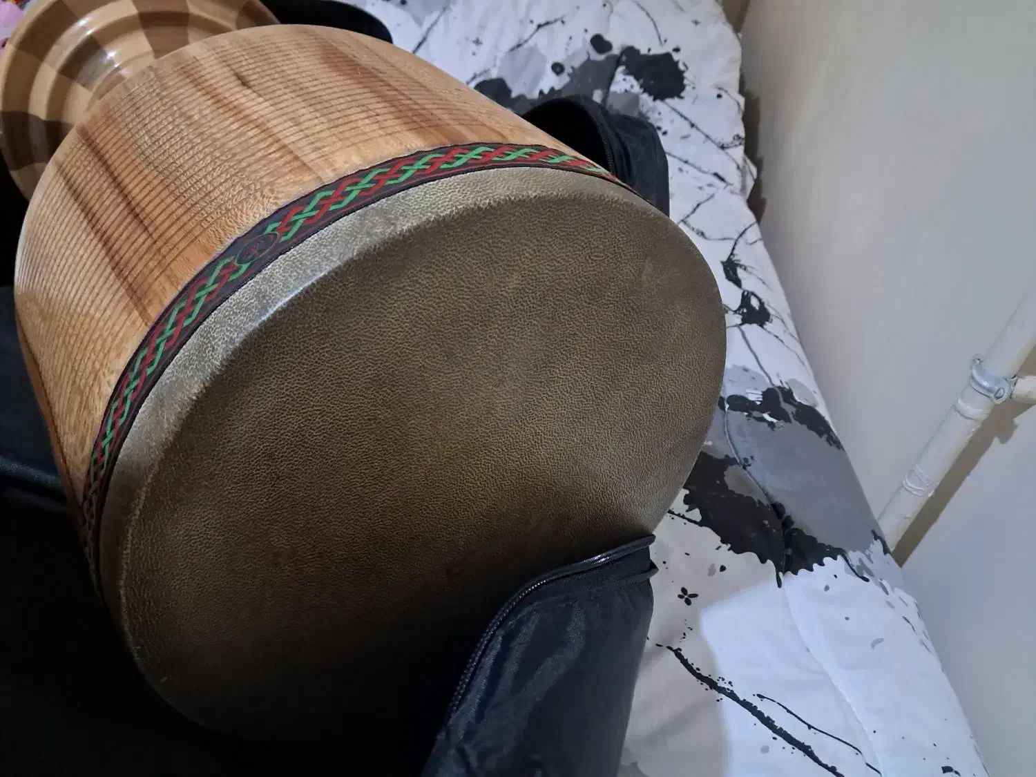 تنبک حلمی|سازهای سنتی|تبریز, |دیوار