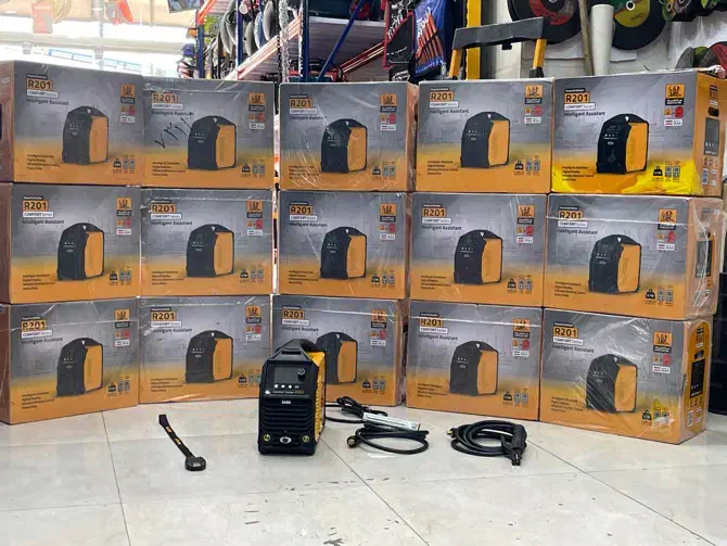 موتور جوش صبا R۲۰۱اینورتر جوش صبا۲۰۰امپر ریموت دار|ماشینآلات صنعتی|شیراز, سعدیه جنوبی|دیوار