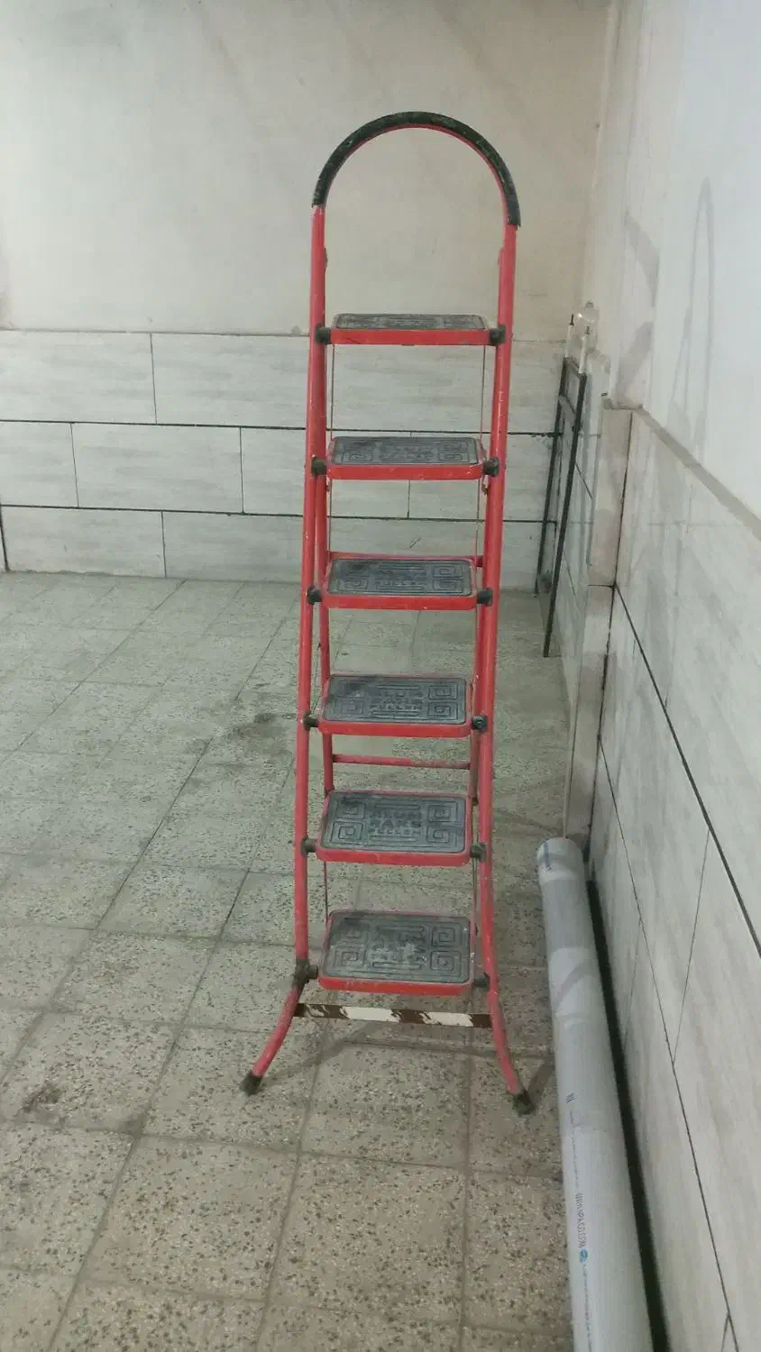 نردبان تاشو|ابزارآلات|مشکین‌دشت, |دیوار