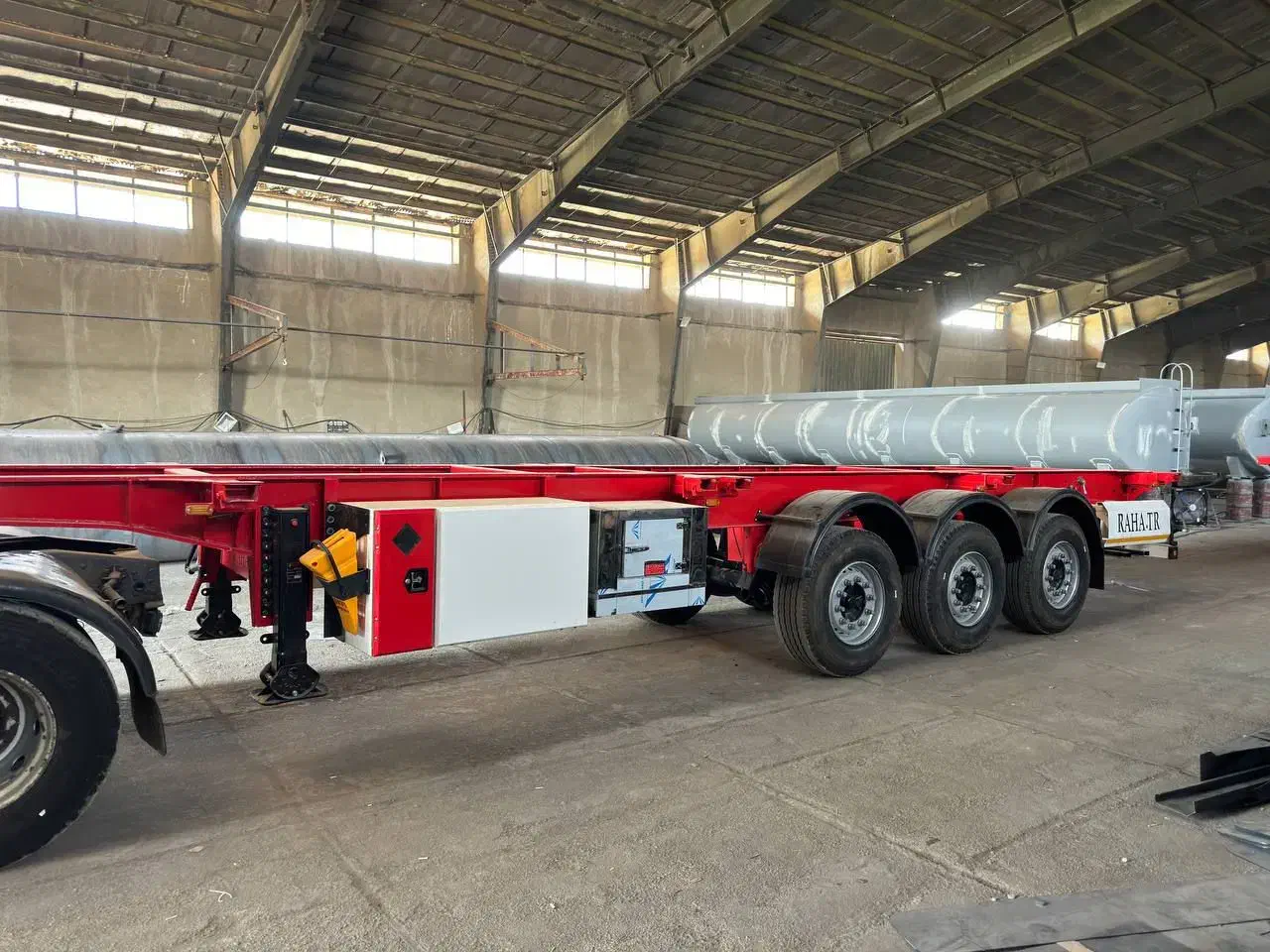 تیغه کانتین بر|قطعات یدکی و لوازم جانبی|مشهد, ادیب نیشابوری (شهرک غرب)|دیوار