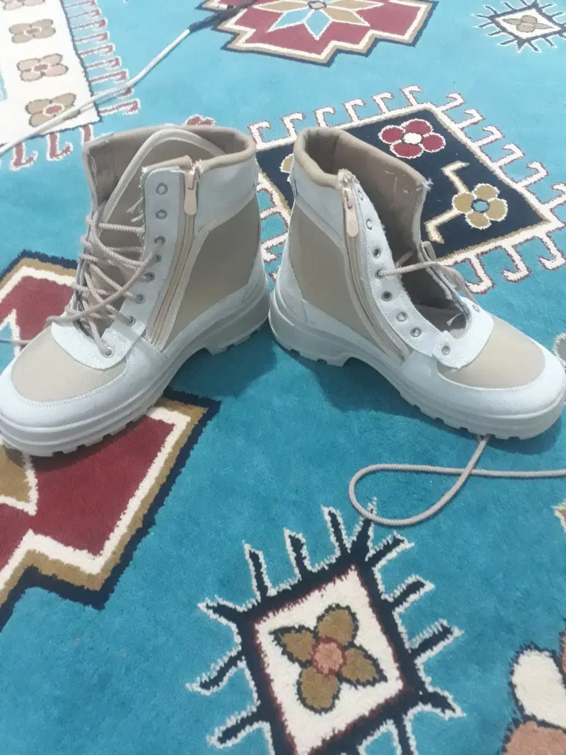 کفش خوب وقیمت مفت سایز 40|کیف، کفش، کمربند|دهدشت, |دیوار