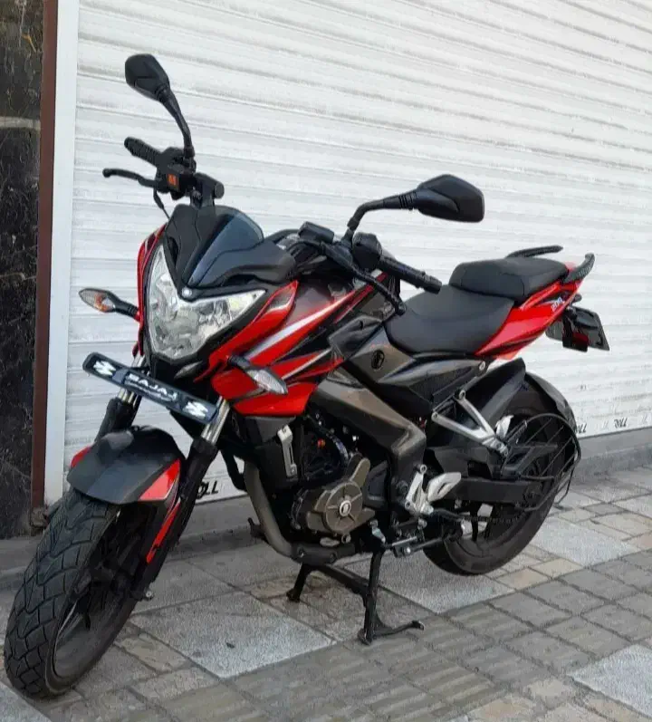 موتور ان اس ۲۰۰سی سی مزایده ای|موتورسیکلت|تهران, سردارجنگل|دیوار