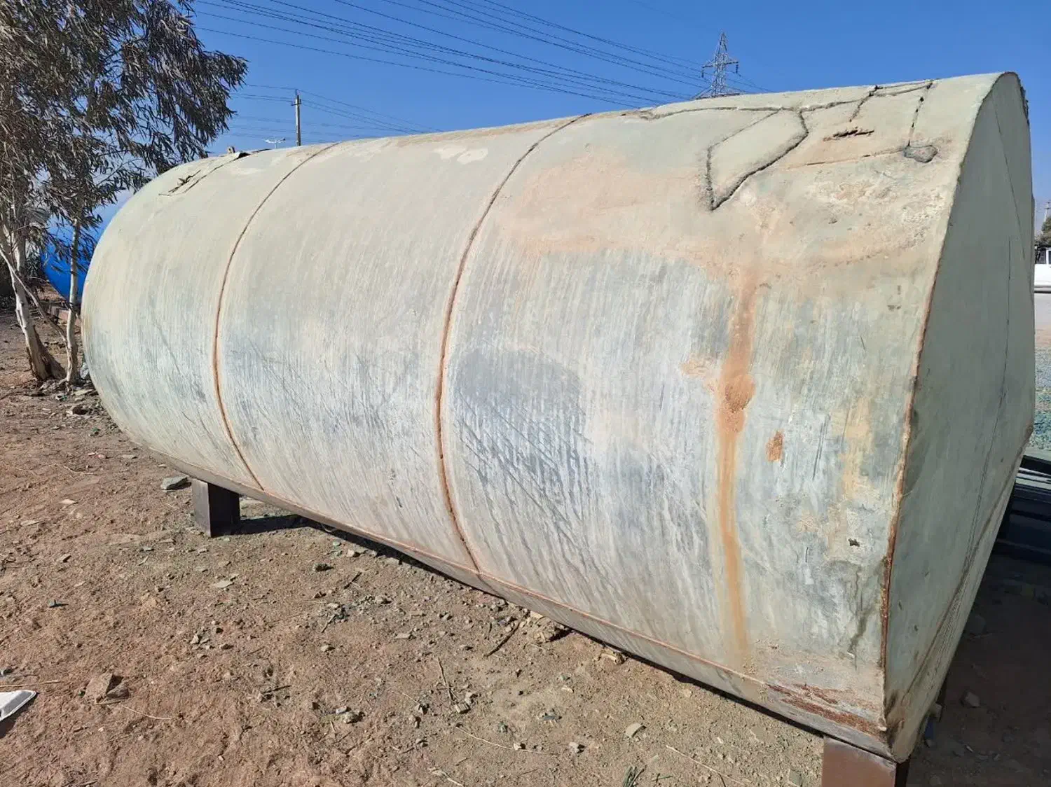 منبع آب|مصالح و تجهیزات ساختمان|زارچ, |دیوار