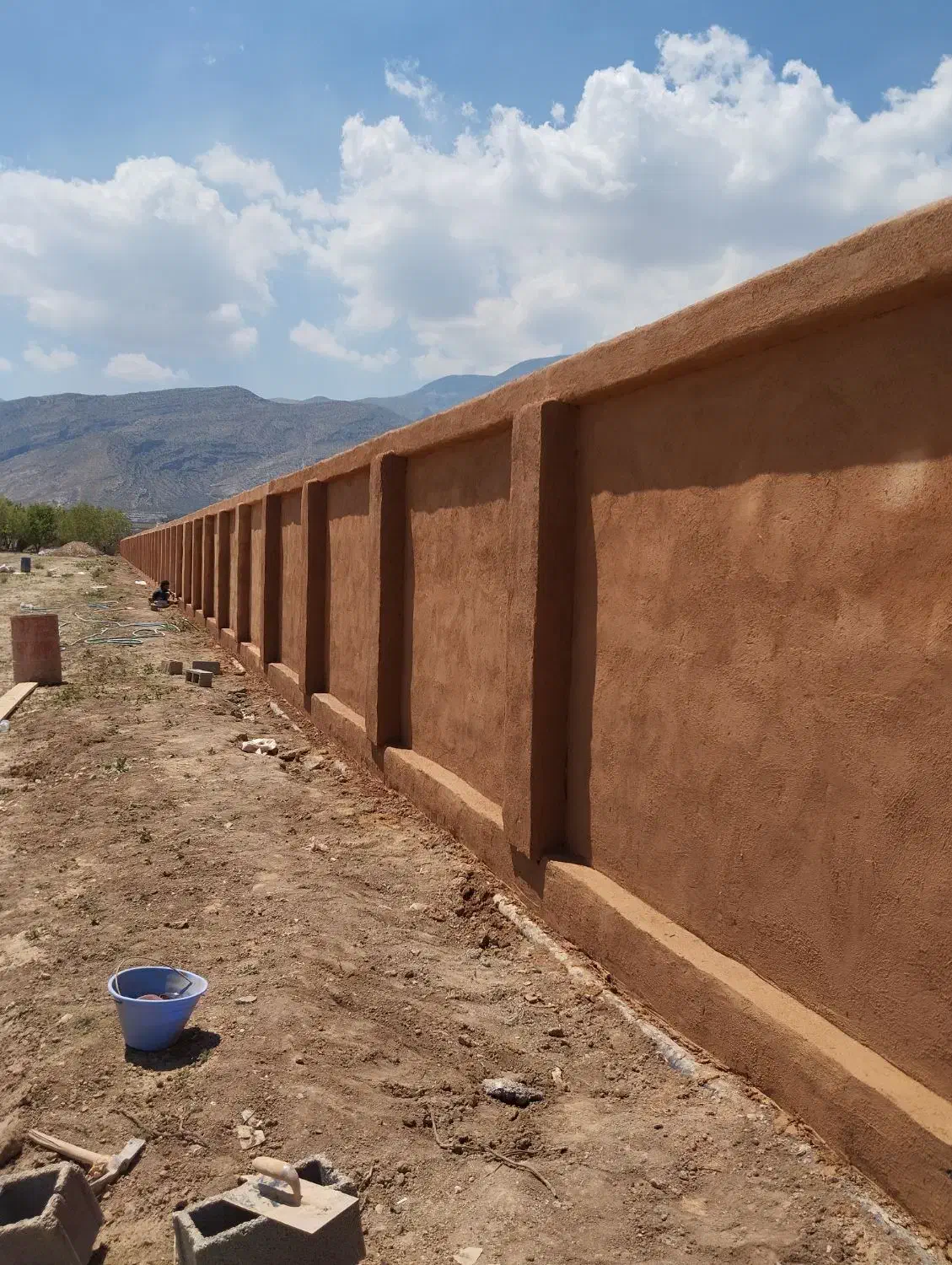 بنا بنایی بلوک چینی کاهگل باغ ویلا|خدمات پیشه و مهارت|شیراز, میانرود|دیوار