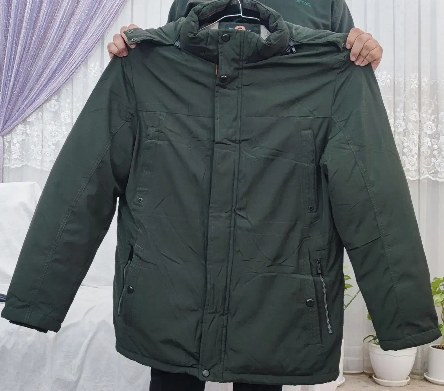 کاپشن درجه 1 و ممتاز|لباس|کاشان, کوی اداره گاز|دیوار