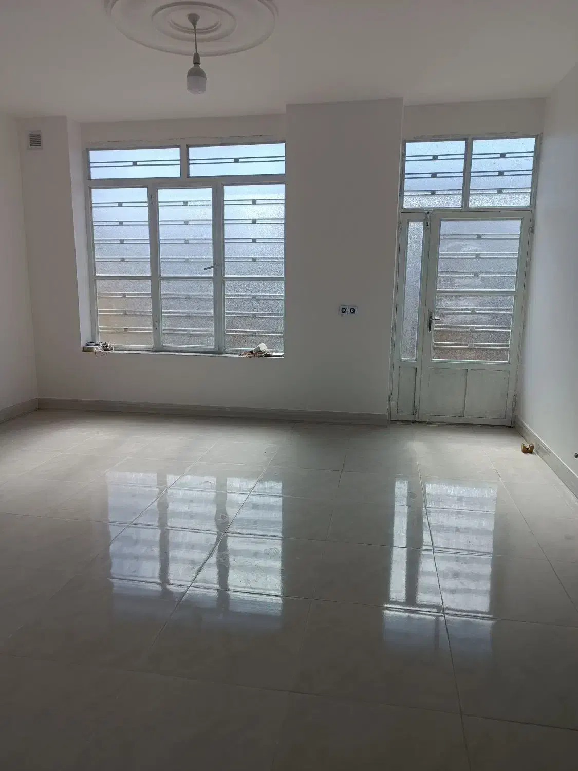 منزل ویلایی درب از حیاط واقع زمینهای حاج رمضون|فروش خانه و ویلا|مرودشت, ژیان|دیوار