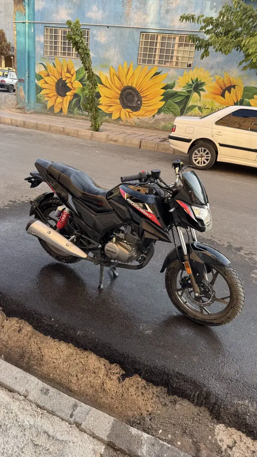 موتور|موتورسیکلت|قیدار, |دیوار