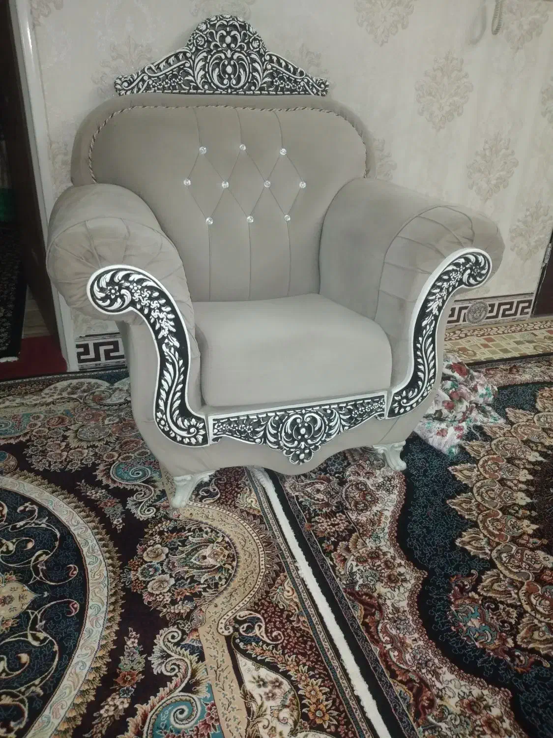 مبل ۷ نفره سالم تمیز|مبلمان خانگی و میز عسلی|محمدشهر, شهرک چمران|دیوار