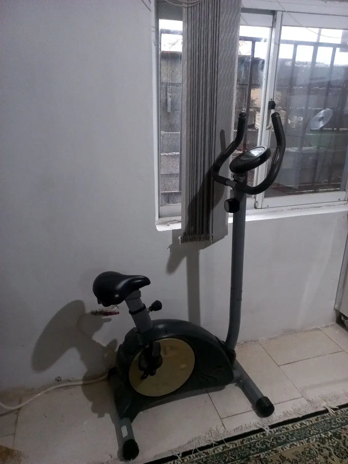 دوچرخه ثابت تمیز|تجهیزات ورزشی|محمودآباد, |دیوار