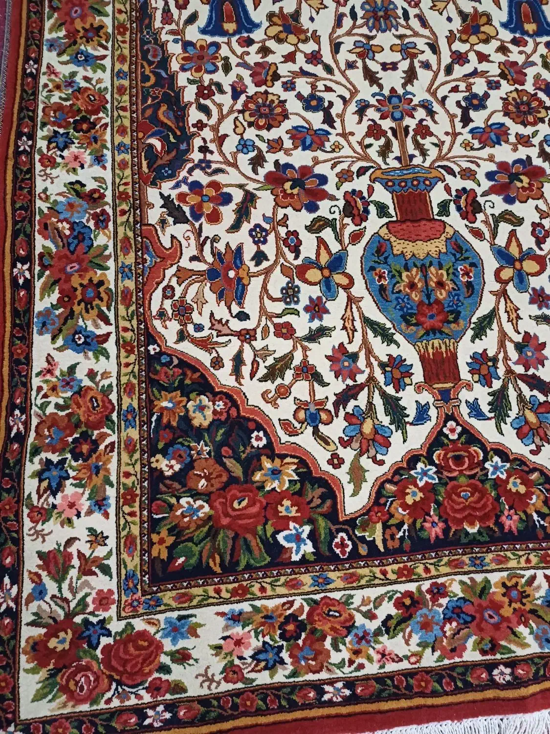 فرش بختیاری اصیل رنگ گیاهی|فرش|اصفهان, نقش جهان|دیوار