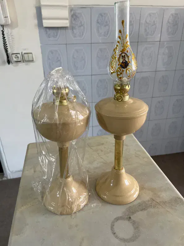 چراغ گرد سوز معروف به لمپا|کلکسیون اشیاء عتیقه|شیراز, معالی‌آباد|دیوار