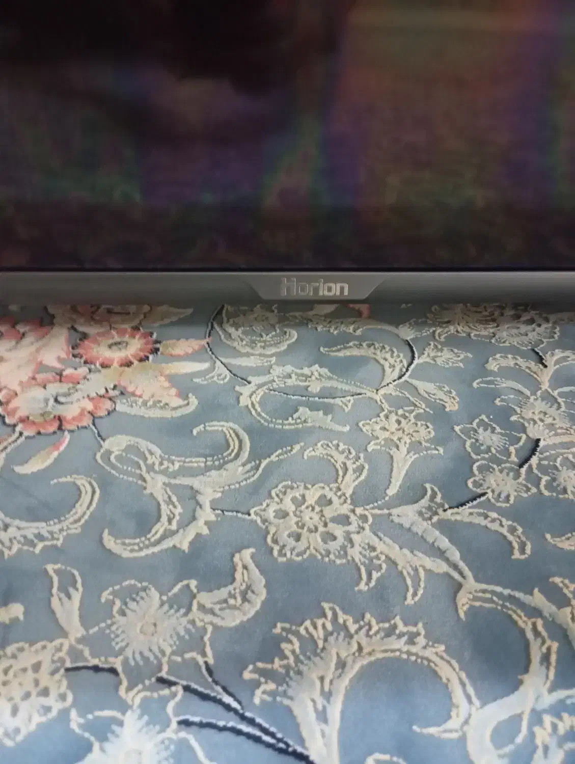 تلویزیون  ۵۵انچ ال سی دی اش شکسته بفروش میرسه|تلویزیون و پروژکتور|زاهدان, |دیوار