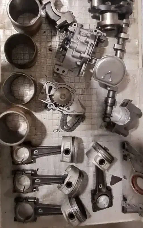 لوازم استوک موتور xu7 پژو ۴۰۵ و پارس و سمند|قطعات یدکی و لوازم جانبی|یزد, |دیوار