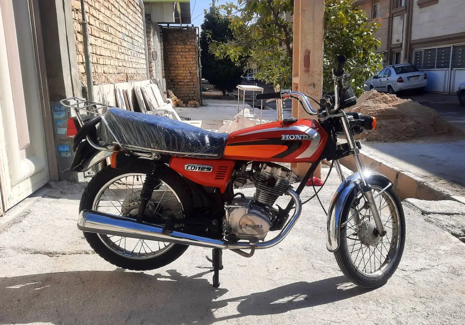 موتور ۱۲۵ پیشرو مدل ۹۰|موتورسیکلت|شیراز, کوشک میدان|دیوار