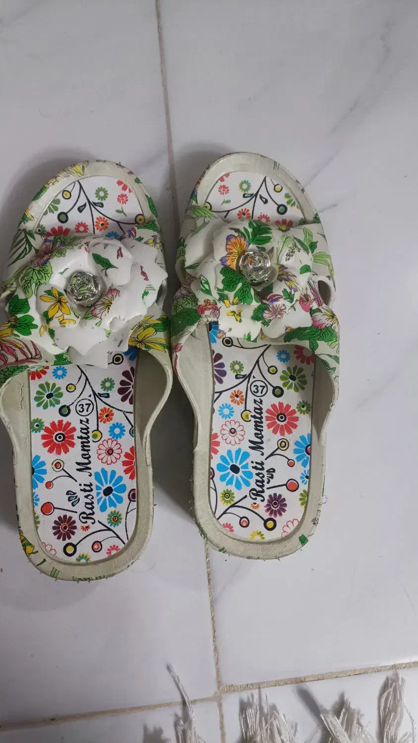 ۲۱ جفت صندل و دمپایی زنانه مواد اول و به شرط|کیف، کفش، کمربند|قم, شهید صیاد شیرازی|دیوار