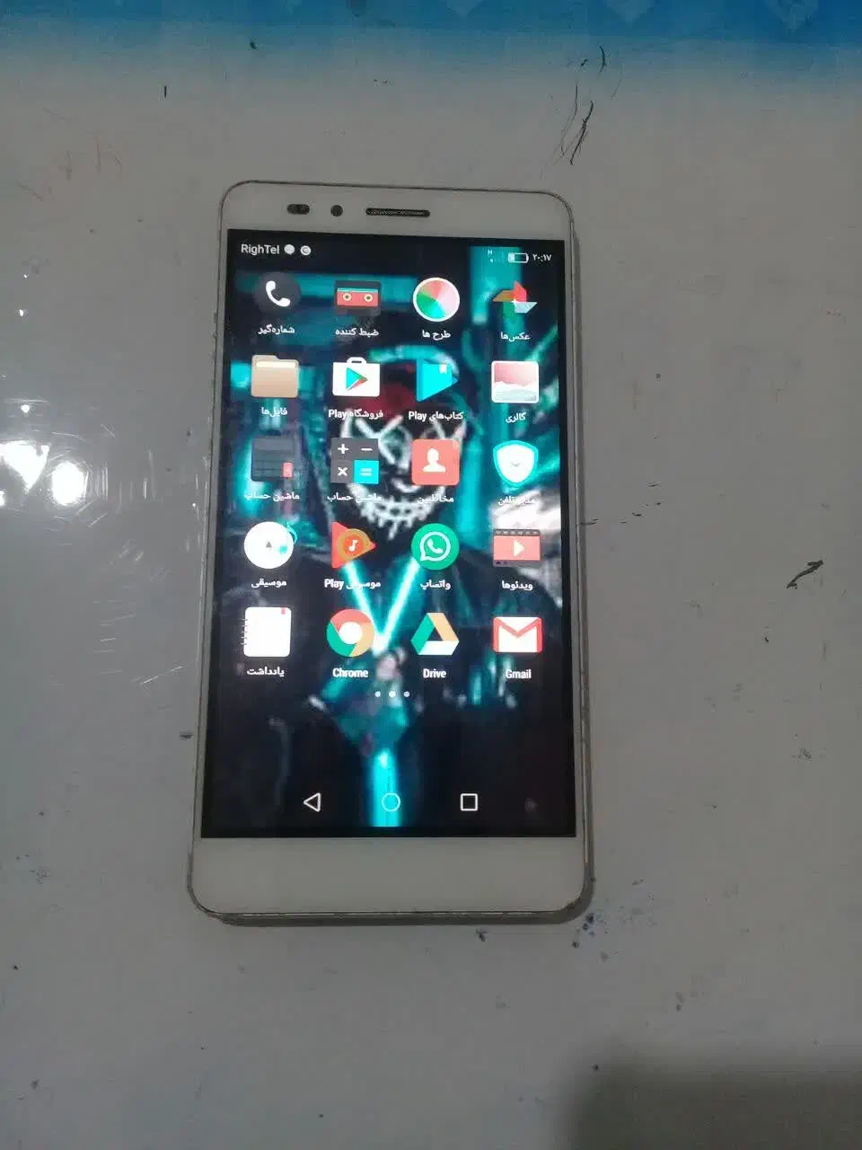 گوشی 3 میلیون و 200|موبایل|آباده, |دیوار