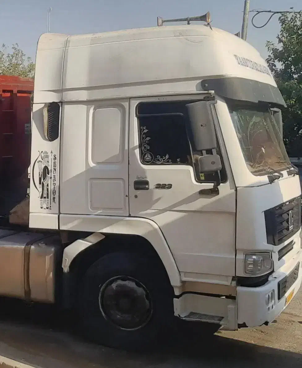 هوو ۸۴ بدونه رنگ|خودرو سنگین|فولادشهر, B4|دیوار