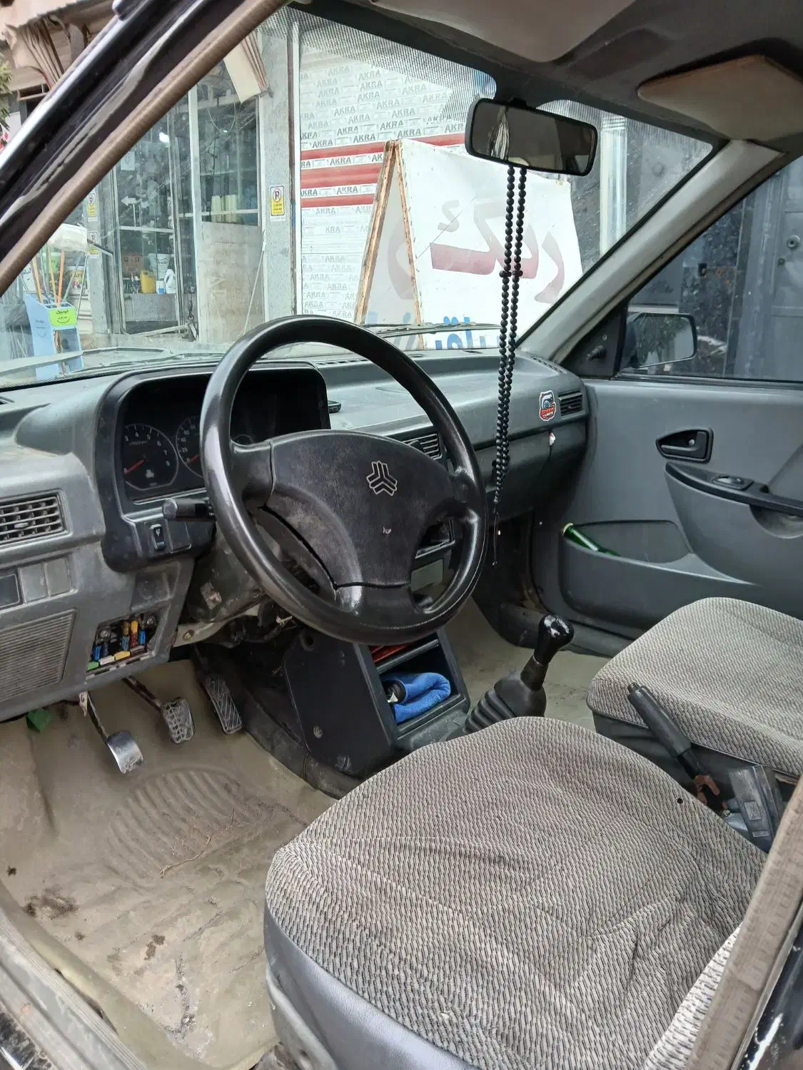 پراید مدل ۸۳انژکتور مشکی|خودرو سواری و وانت|سورک, |دیوار