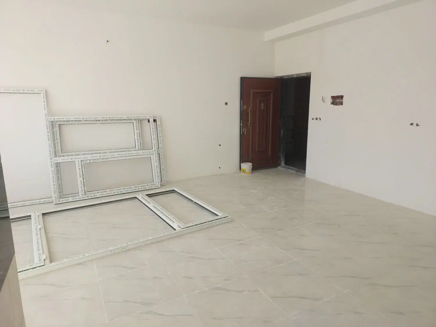 فروش واحد مسکونی ۲ نبش در نیاوران.|فروش آپارتمان|بروجرد, |دیوار