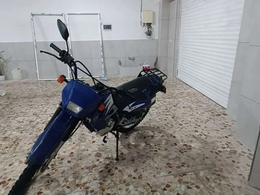 موتورتریل ۲۰۰با سندومدارک کامل|موتورسیکلت|ساری, |دیوار