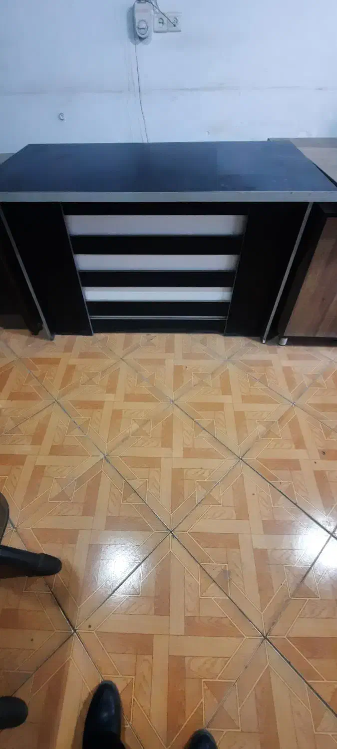 میز اداری|مبلمان اداری|ساوه, |دیوار