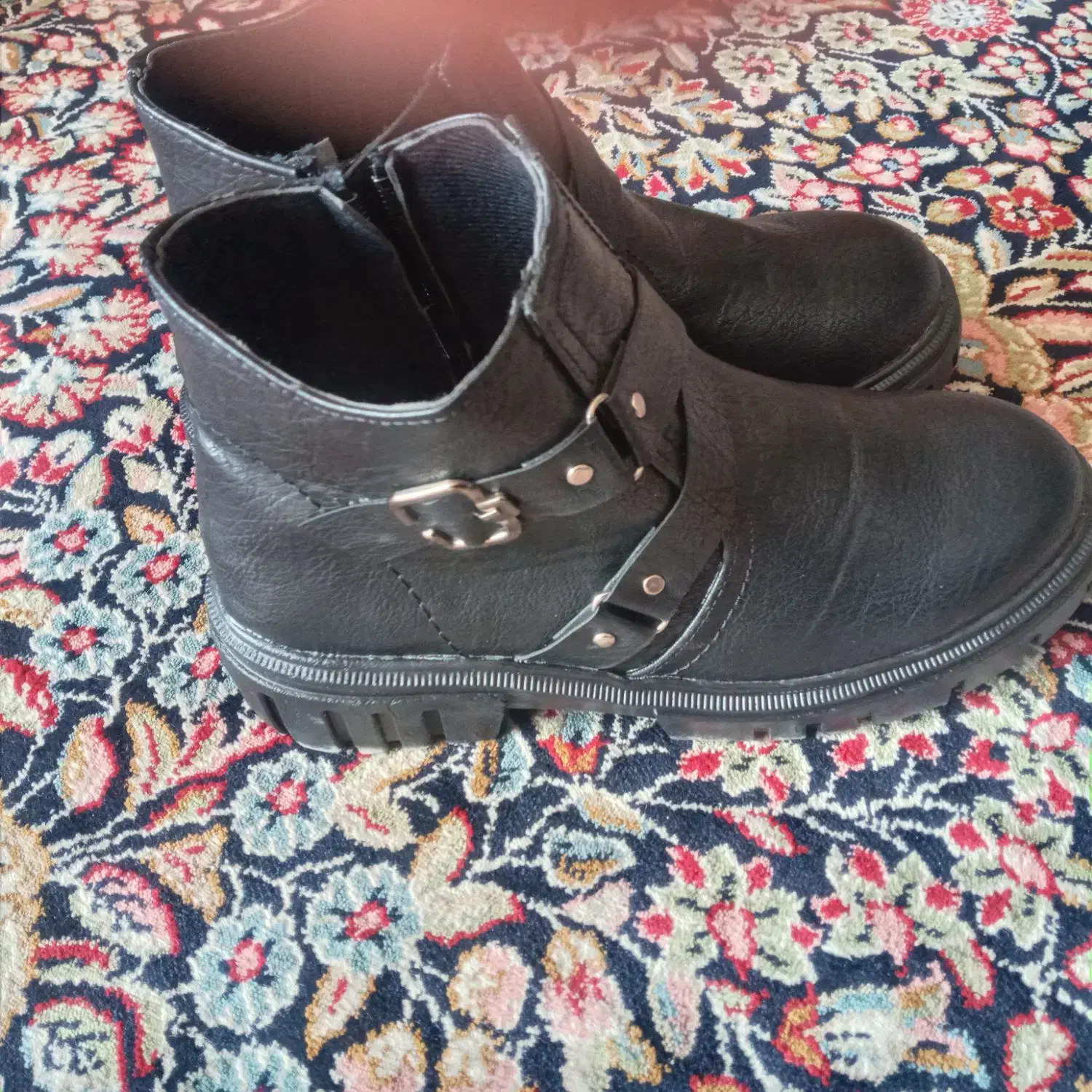 نیم بوت|کیف، کفش، کمربند|کرمان, |دیوار