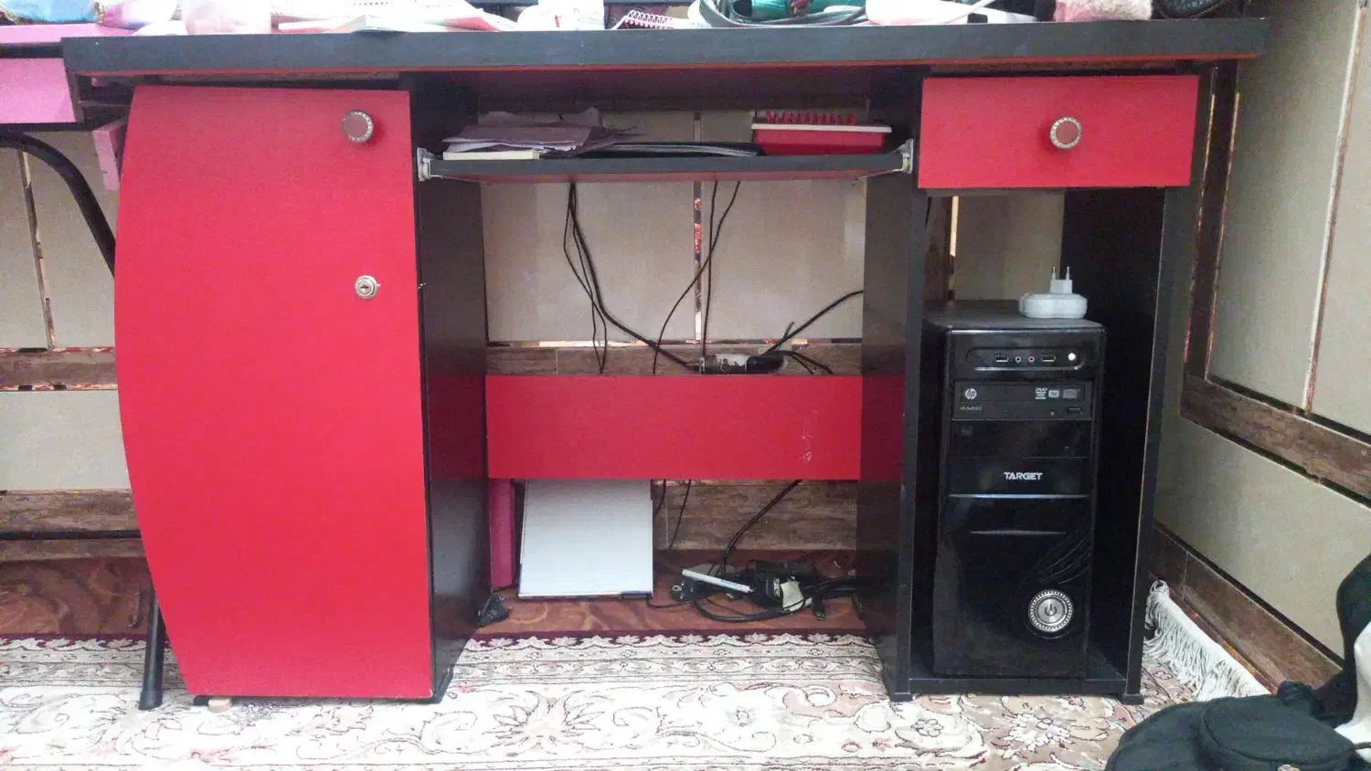 میز تحریر|میز تحریر و کامپیوتر|خمینی‌شهر, |دیوار