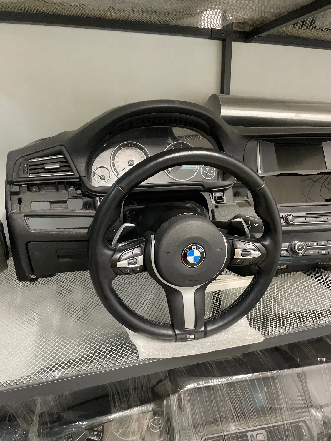 داشبورد ب ام و-قطعات یدکی bmw|قطعات یدکی و لوازم جانبی|تهران, بهارستان|دیوار